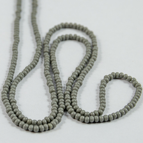 0325 14/0 sead bead grey opaque