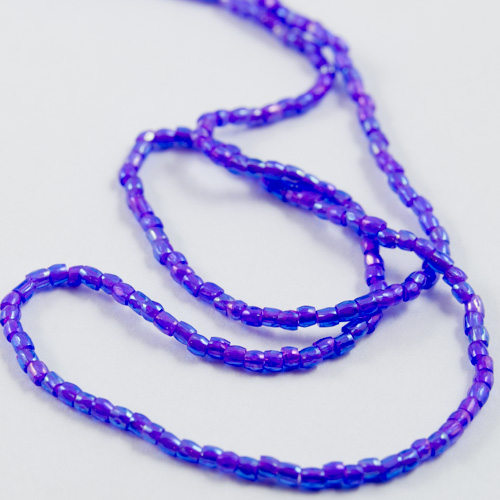 0105 12/0 3-cut bead indigo with violet core