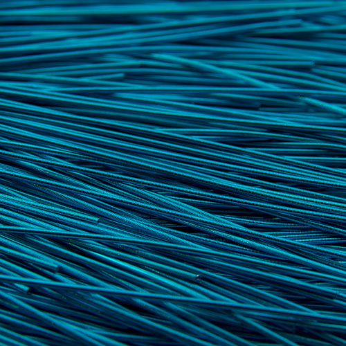 A116. Cannetille lisse turquoise brillante (5 mètres)