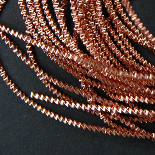 P47. Copper bright check purl 0.6 mm (1.75 meter)