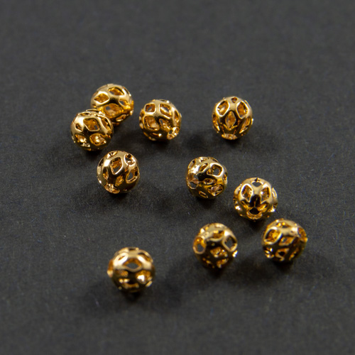 Gilt cut-out round beads 4mm