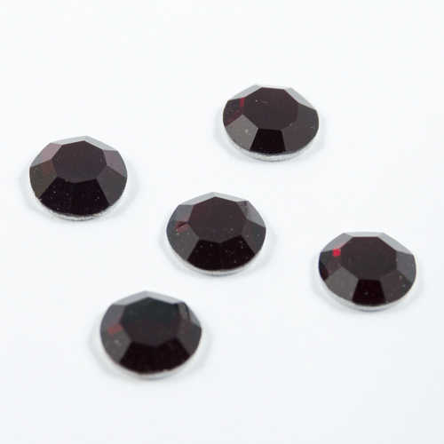 C08. Garnet sew-on crystal 6.5mm