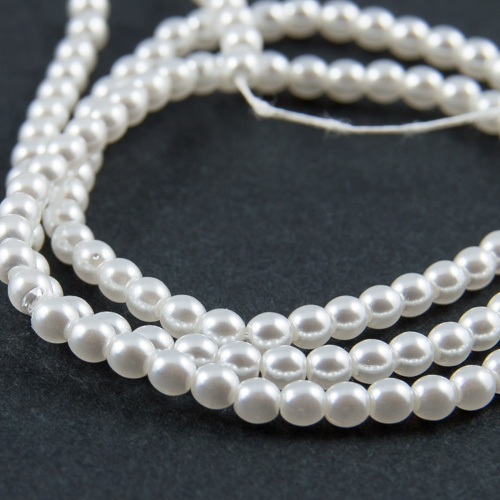 PR06. Round bead shiny bright white 3mm