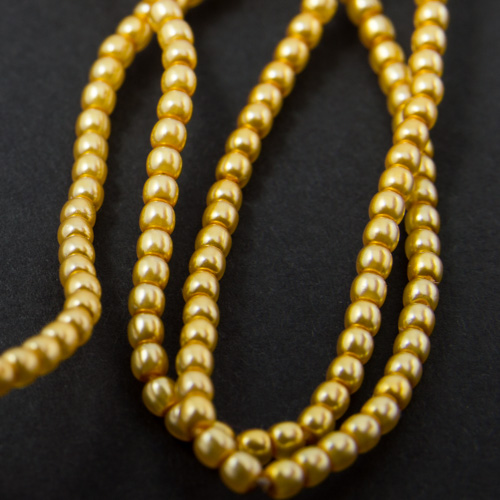 PR29. Round bead light gold 2mm