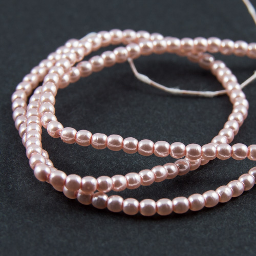 PR33. Round bead shiny soft pink 2mm